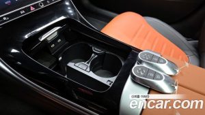 Mercedes-Benz C-Class C200 AMG Line 2025 года из Южной Кореи