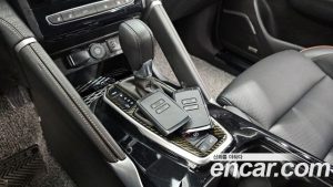 Renault-KoreaSamsung QM6 2.0 GDe Premiere 2WD 2025 года из Южной Кореи