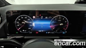 Mercedes-Benz GLA-Class GLA250 4MATIC 2025 года из Южной Кореи