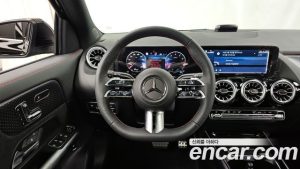 Mercedes-Benz GLA-Class GLA250 4MATIC 2025 года из Южной Кореи