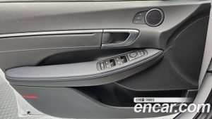 Hyundai Sonata 2.0 2025 года из Южной Кореи