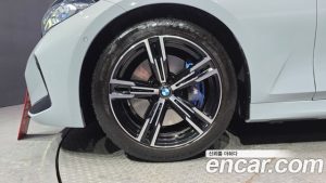 BMW 3-Series 320d Touring M Sport 2025 года из Южной Кореи