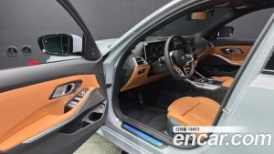 BMW 3-Series 320d Touring M Sport 2025 года из Южной Кореи
