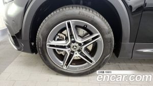 Mercedes-Benz GLB-Class GLB250 4MATIC 2025 года из Южной Кореи