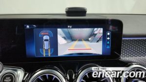 Mercedes-Benz GLB-Class GLB250 4MATIC 2025 года из Южной Кореи