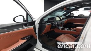 Kia K5 1.6 Turbo 2025 года из Южной Кореи