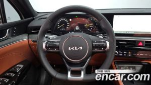 Kia K5 1.6 Turbo 2025 года из Южной Кореи
