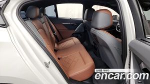 BMW i5 xDrive 40 M Sport 2024 года из Южной Кореи