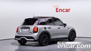 Mini Cooper 5Door Mayfield Edition 2024 года из Южной Кореи