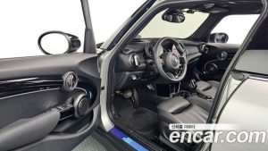 Mini Cooper 5Door Mayfield Edition 2024 года из Южной Кореи