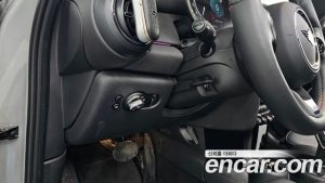 Mini Cooper 5Door Mayfield Edition 2024 года из Южной Кореи