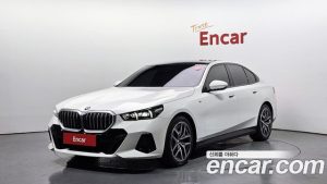 BMW 5-Series 520i M Sport 2024 года из Южной Кореи