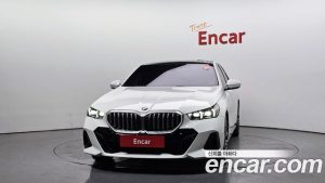 BMW 5-Series 520i M Sport 2024 года из Южной Кореи