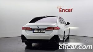 BMW 5-Series 520i M Sport 2024 года из Южной Кореи