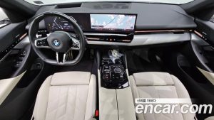 BMW 5-Series 520i M Sport 2024 года из Южной Кореи