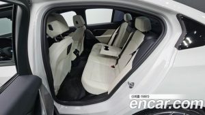 BMW 5-Series 520i M Sport 2024 года из Южной Кореи