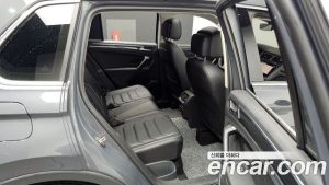 Volkswagen Tiguan 2.0 TDI Prestige 2023 года из Южной Кореи