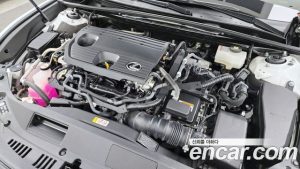 Lexus ES F-Sport Design Charger 2024 года из Южной Кореи