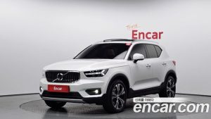 Volvo XC40 B4 Inscription 2022 года из Южной Кореи