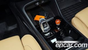Volvo XC40 B4 Inscription 2022 года из Южной Кореи