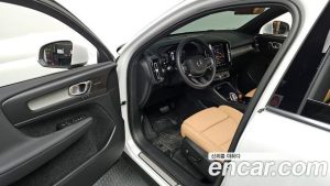 Volvo XC40 B4 Inscription 2022 года из Южной Кореи