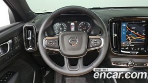 Volvo XC40 B4 Inscription 2022 года из Южной Кореи