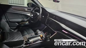 Audi A6 40 TDI 4WD Premium 2023 года из Южной Кореи