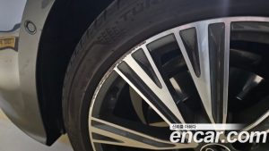 Audi A6 40 TDI 4WD Premium 2023 года из Южной Кореи