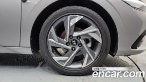 Hyundai AVANTE 1.6 2024 года из Южной Кореи
