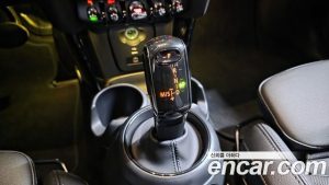 Mini Cooper 5Door CLASSIC 2024 года из Южной Кореи