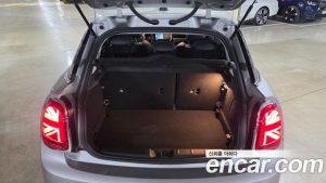 Mini Cooper 5Door CLASSIC 2024 года из Южной Кореи