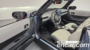 Mini Cooper Convertible Favoured 2025 года из Южной Кореи