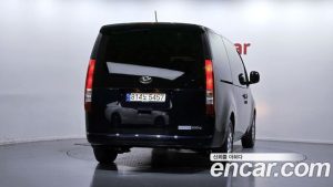 Hyundai Staria L3.5 Wagon 5 2024 года из Южной Кореи