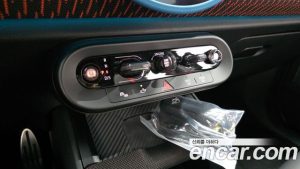 Mini Countryman ALL4 JCW 2024 года из Южной Кореи