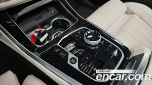 BMW X5 xDrive 40d M Sport Online Exclusive Edition 2025 года из Южной Кореи