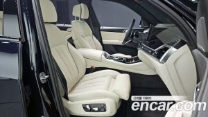 BMW X5 xDrive 40d M Sport Online Exclusive Edition 2025 года из Южной Кореи