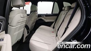 BMW X5 xDrive 40d M Sport Online Exclusive Edition 2025 года из Южной Кореи