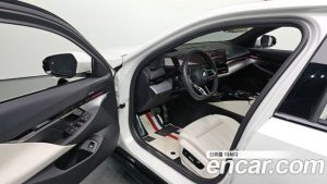 BMW 5-Series 520i M Sport 2024 года из Южной Кореи