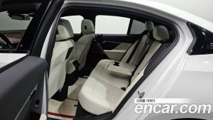 BMW 5-Series 520i M Sport 2024 года из Южной Кореи
