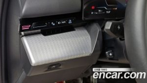 BMW 5-Series 520i M Sport 2024 года из Южной Кореи