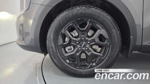 Kia Sorento HEV 1.6 2WD 2024 года из Южной Кореи