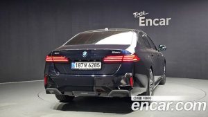 BMW 5-Series 520i M Sport 2025 года из Южной Кореи