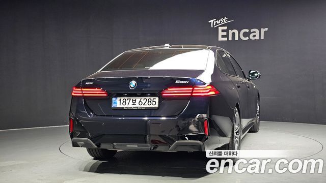 41224567_004.jpg BMW 5-Series 520i M Sport 2025 года из Южной Кореи