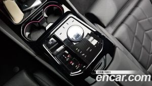 BMW 5-Series 520i M Sport 2025 года из Южной Кореи