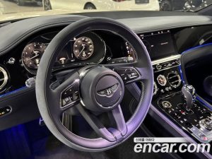 Bentley Continental 4.0 GTS 2023 года из Южной Кореи