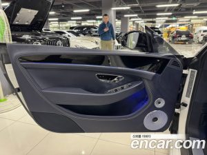 Bentley Continental 4.0 GTS 2023 года из Южной Кореи
