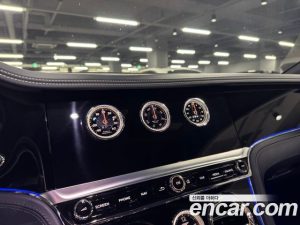 Bentley Continental 4.0 GTS 2023 года из Южной Кореи