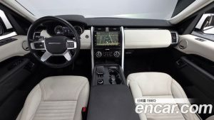 Land Rover Discovery D250 SE 2023 года из Южной Кореи
