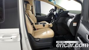 Hyundai Staria HEV 1.6 Tourer 9-Seater 2025 года из Южной Кореи