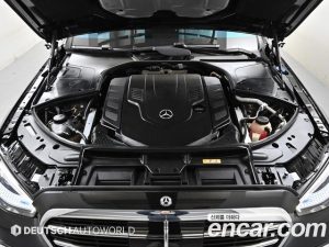 Mercedes-Benz S-Class S580L 4MATIC 2023 года из Южной Кореи